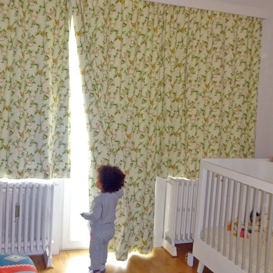 Gordijnen met aapjes orang-oetan