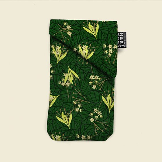 Telefoonhoesje met botanische print in biokatoen lindebloesem groen