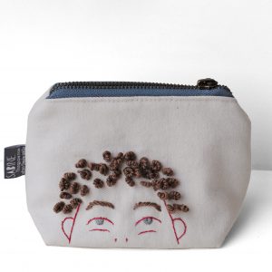 Geborduurd toiletzakje 'Peekaboo'